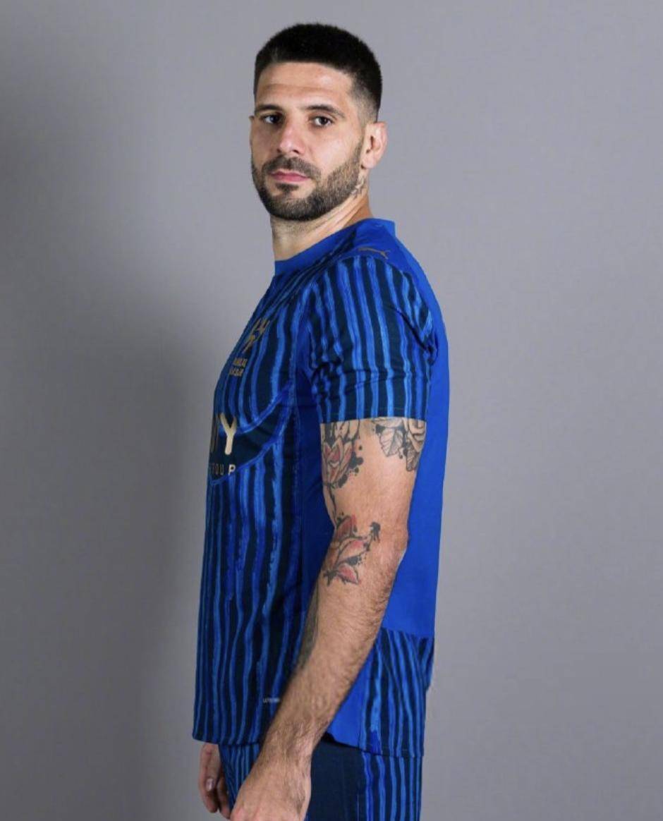 转折点！罗马临场应变，德国杯转会期攻防权衡，底气十足，资深球员宣示担当